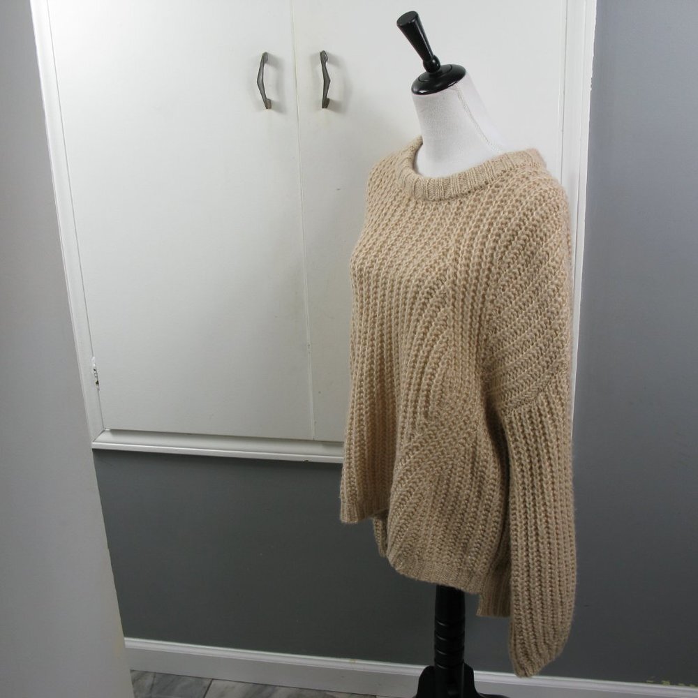 Universal Thread Cream Crew Neck Sweater Size XL - Picture 2 of 5